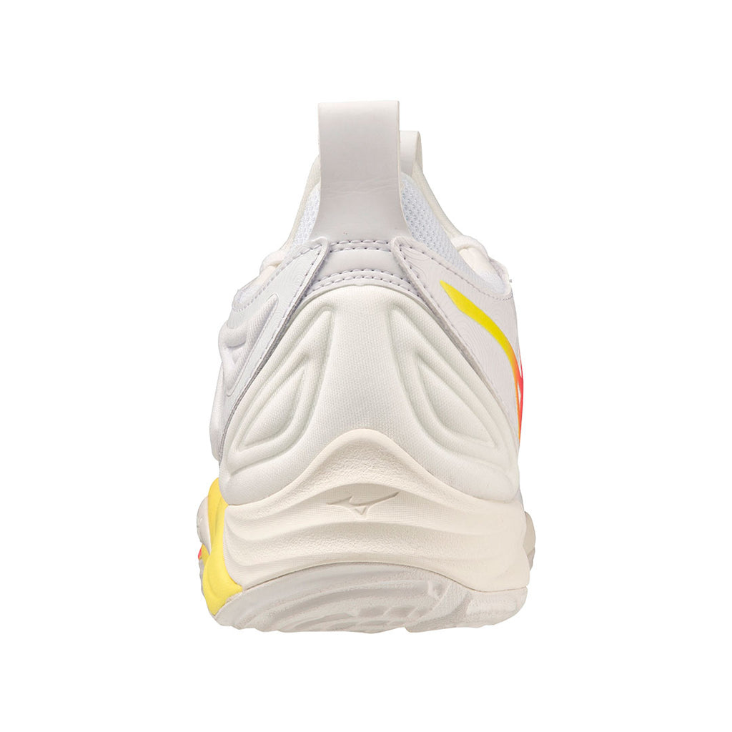 Mizuno Wave Momentum 3